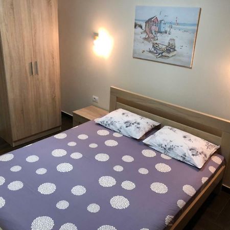 Apartment Family Ulcinj Exterior foto